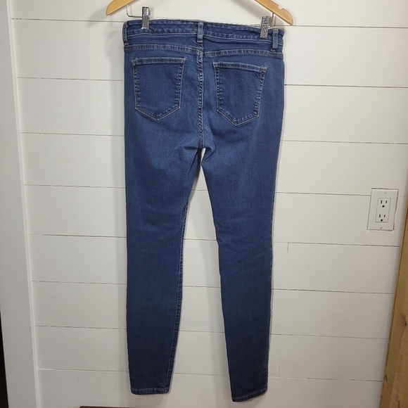 Vineyard Vines Jeans Women's sz 8 Mid Rise Skinny Leg Denim Jeans - Picture 5 of 10